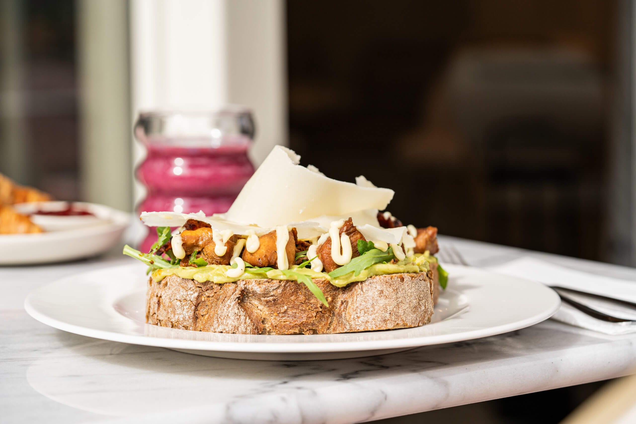 broodje kip parmezaan parmezaanse kaas